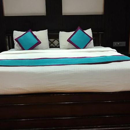 Hotel Little Palace Dibrugarh Eksteriør billede
